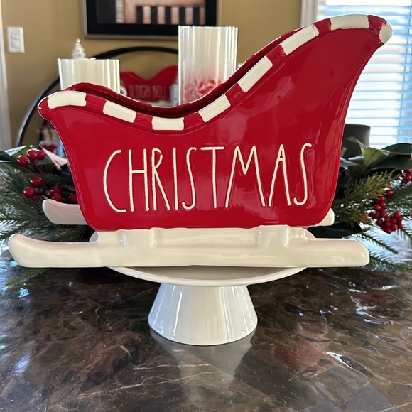 Rae Dunn CHRISTMAS sleigh - Picture 1 of 1